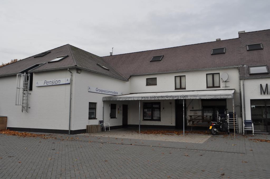 Sailcenter Limburg Hostel Kinrooi Buitenkant foto