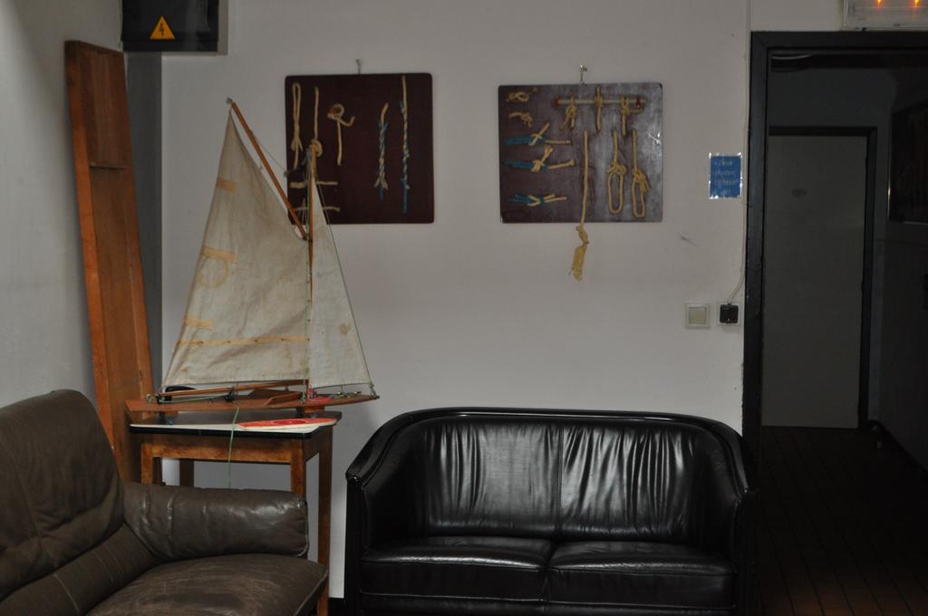 Sailcenter Limburg Hostel Kinrooi Buitenkant foto